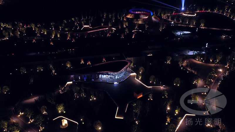 成都凤凰山体育中心周边环境夜景照明工程